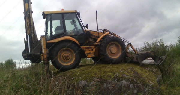 Фото Аренда экскаватора-погрузчика JCB 4CX, Санкт-Петербург