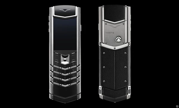 Фото Vertu Signature Silver мобильные телефоны