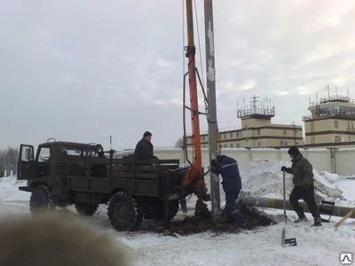 Фото Бурение ям под опоры, сваи. столбы, фундамент