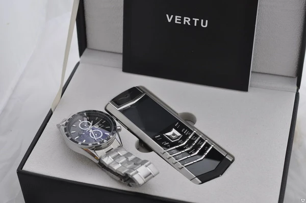 Фото Vertu Signature S Design Ultimate Black Alligator телефон