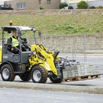 фото Мини-погрузчик Wacker Neuson WL32 (фронтальный)