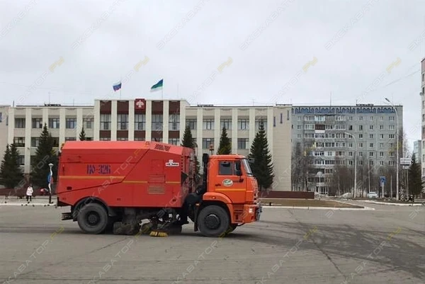 Фото Аренда подметально-уборочной машины КО-326-02, Санкт-Петербург