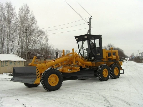 Фото Аренда услуги Автогрейдер ДЗ 98