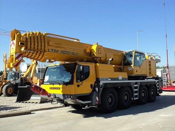 Фото Автокран LIEBHERR LTM 1100-5.4 г/ 100т