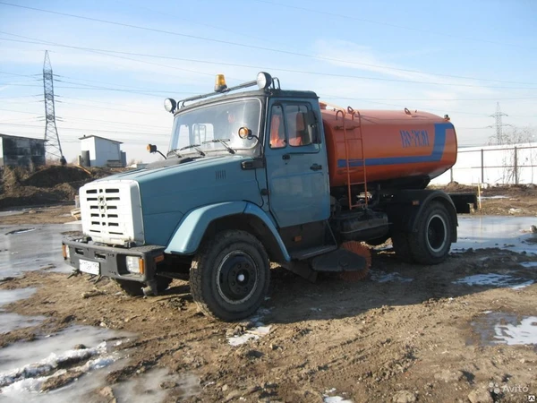 Фото Услуги машины поливомоечной