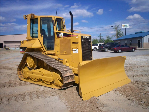 Фото Аренда бульдозера Caterpillar D5