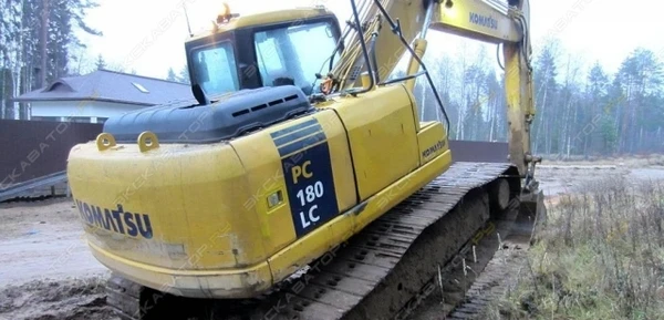 Фото Аренда гусеничного экскаватора Komatsu PC180LC-3, Санкт-Петербург