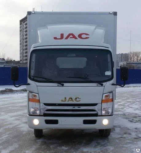 Фото Фургон промтоварный JAC N75 грузоподъемностью 5 тонны