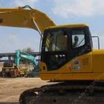 фото Аренда гусеничного экскаватора Komatsu PC200, Санкт-Петербург