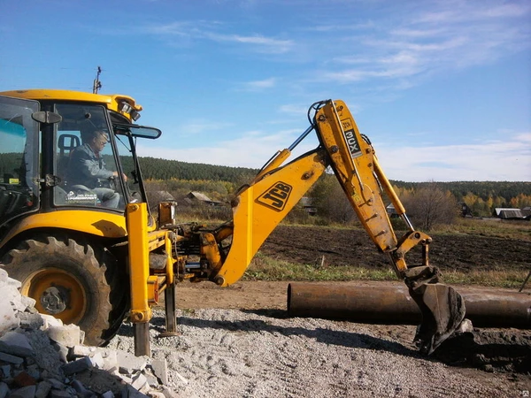 Фото Услуги аренда погрузчик-экскаватор JCB