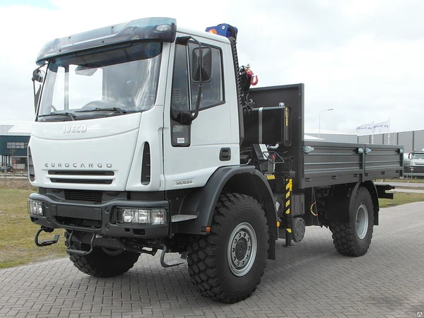 Фото Бортовой автомобиль на шасси Iveco EuroCargo 2017 г.в.