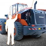 Фото №2 Фронтальный погрузчик DOOSAN DL-567 в Москве