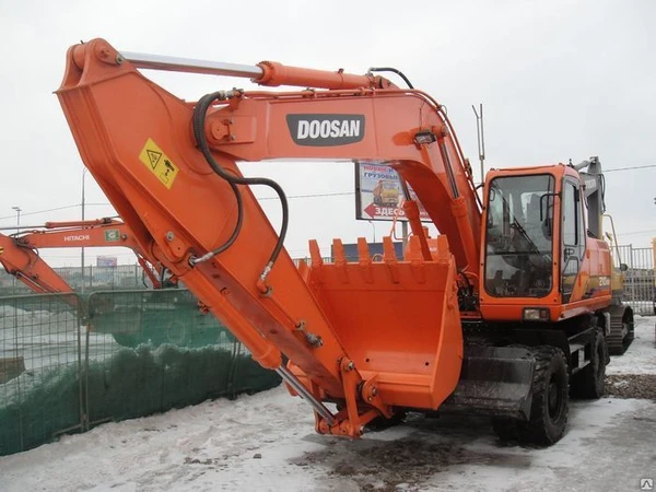 Фото Экскаватор Doosan S210W-V (Колесный)