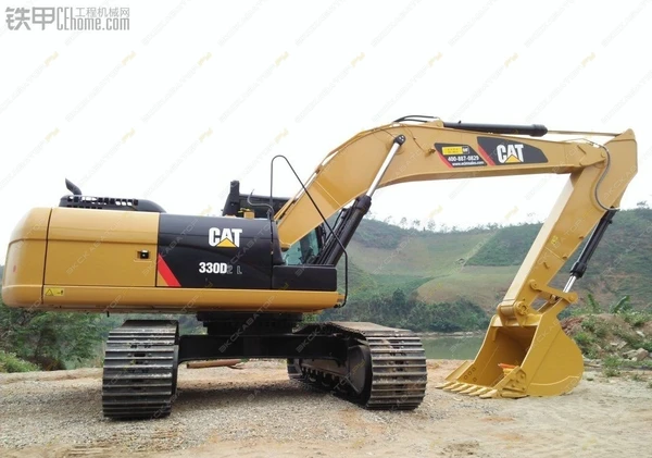 Фото Аренда гусеничного экскаватора Caterpillar 330D L, Барнаул