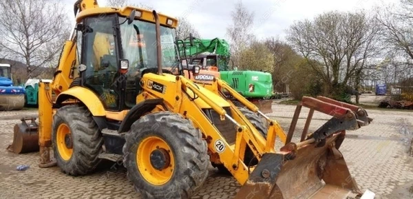 Фото Аренда экскаватора-погрузчика JCB 4CX, Москва