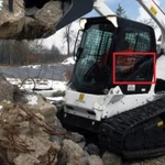 фото Стекло боковое нижнее левое(не подвижное) для BOBCAT T650 - T770