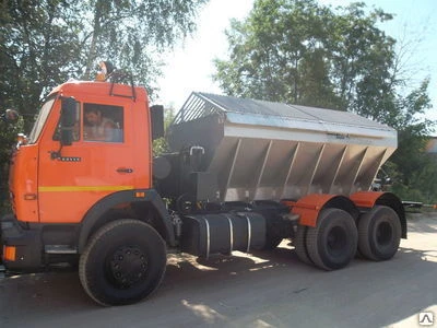 Фото КДМ-7881.02 на шасси КамАЗ (двиг. Евро-3) с бункером из нержавеющей стали