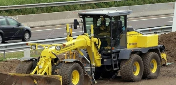 Фото Аренда грейдера (автогрейдера) BOMAG BG 160, Казань