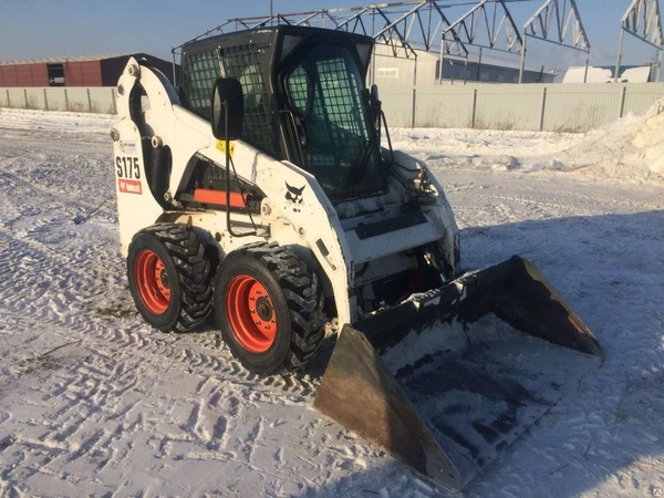 Фото Аренда услуги мини погрузчика BobCat 175 ковш 0,36 куб. метра