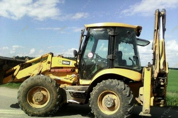 Фото Аренда экскаватора-погрузчика JCB 3CX Super, Чебоксары