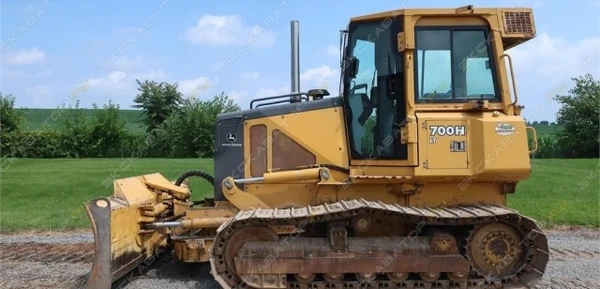 Фото Аренда бульдозера John Deere 700J, Москва