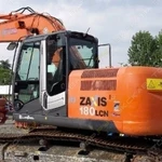 фото Аренда гусеничного экскаватора Hitachi ZX180LC, Москва