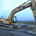 фото Услуги аренды экскаватора CATERPILLAR 324 DL