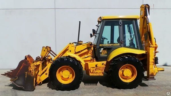 Фото Аренда экскаватора погрузчика JCB 3CX. Гидромолот, узкий ковш, обычный ковш