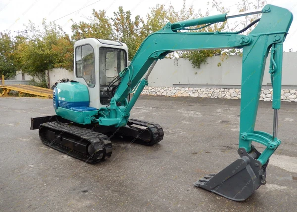 Фото Аренда мини-экскаватора Takeuchi TB 175CV, Сочи