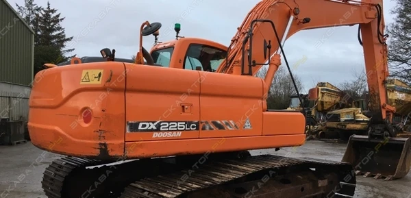 Фото Аренда гусеничного экскаватора Doosan DX225LCA, Москва