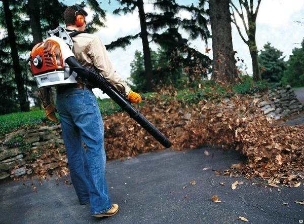 Фото Воздуходувное устройство STIHL BR 500