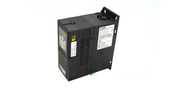 Фото AD800-4T011H/015L-PU00CU00, преобразователь частоты 3x380В, 11/15 кВт