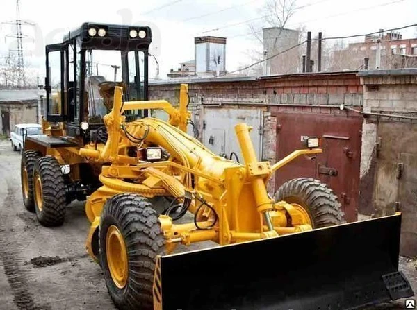 Фото Аренда и услуги грейдера John Deere 670