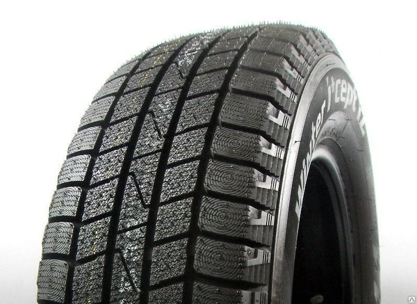 Фото Шина 215/60R16 Hankook W606 (зима)