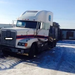 фото Фредлайнер Freightliner FLD