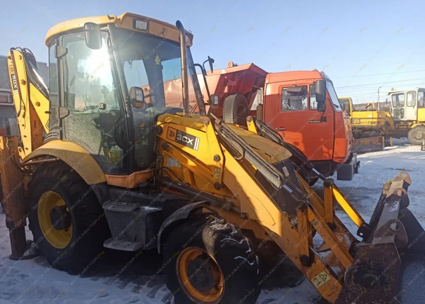 Фото Аренда экскаватора-погрузчика JCB 3CX, Пенза