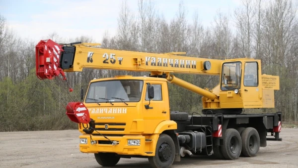 Фото Аренда автокрана 25 тонн Галичанин KC-55713-1 шасси КамАЗ-65115(6х4)