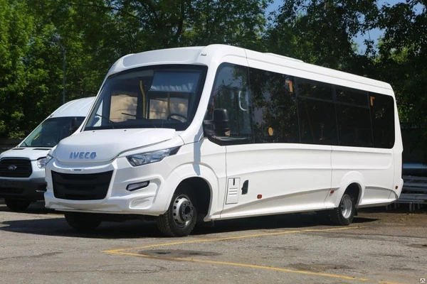 Фото IVECO Daily 70C15VH 31 место (туристический микроавтобус)