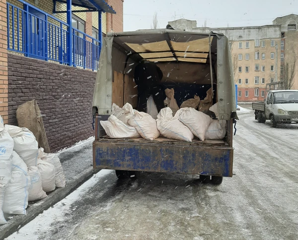 Фото Вывоз строительного мусора. Вывоз бытового мусора