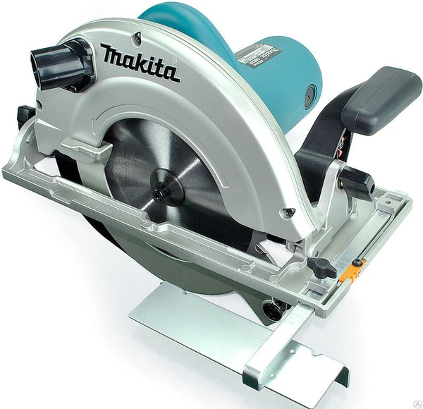 Фото Дисковая пила Makita 5903 R