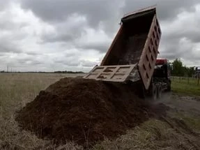 Фото Земля для огородов и газонов