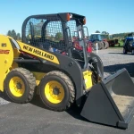 фото Мини-погрузчик New Holland L215