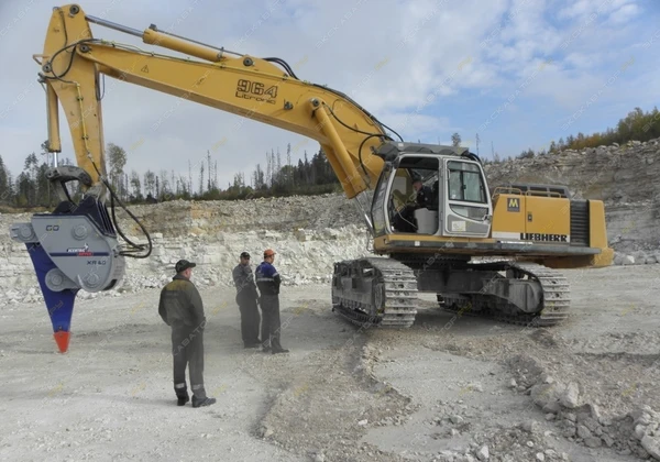 Фото Аренда карьерного экскаватора LIEBHERR 964, Череповец