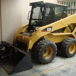 фото Услуги минипогрузчика CAT 252B