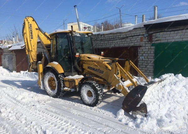 Фото Аренда экскаватора-погрузчика Komatsu WB93R, Курск