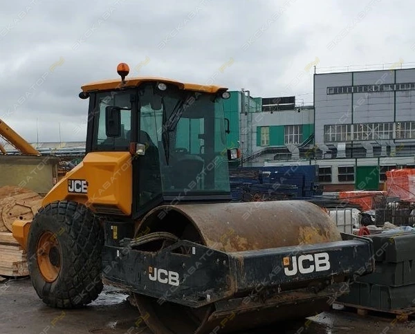 Фото Аренда дорожного катка JCB Vibromax VM 115D, Калуга