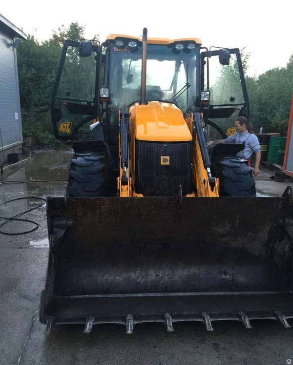 Фото Услуги экскаватора погрузчика jcb 3cx