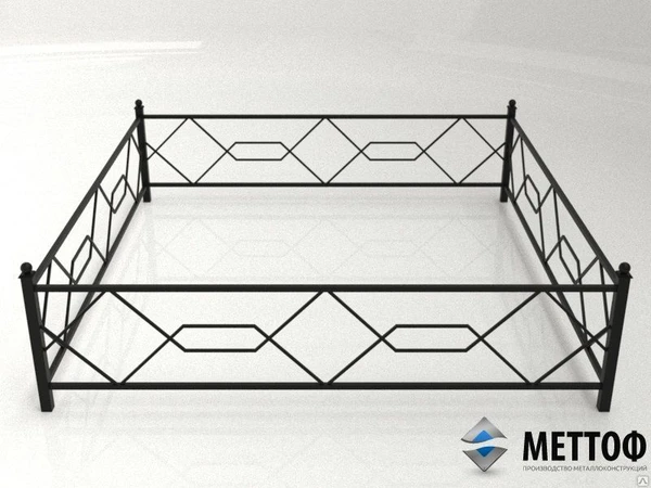 Фото Оградка на могилу из профильной трубы