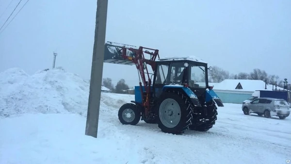 Фото Убираем снег Самосвалом 13т, МТЗ 82