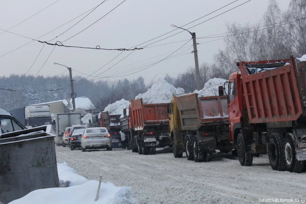 Фото Вывозим снег Камаз 8м3